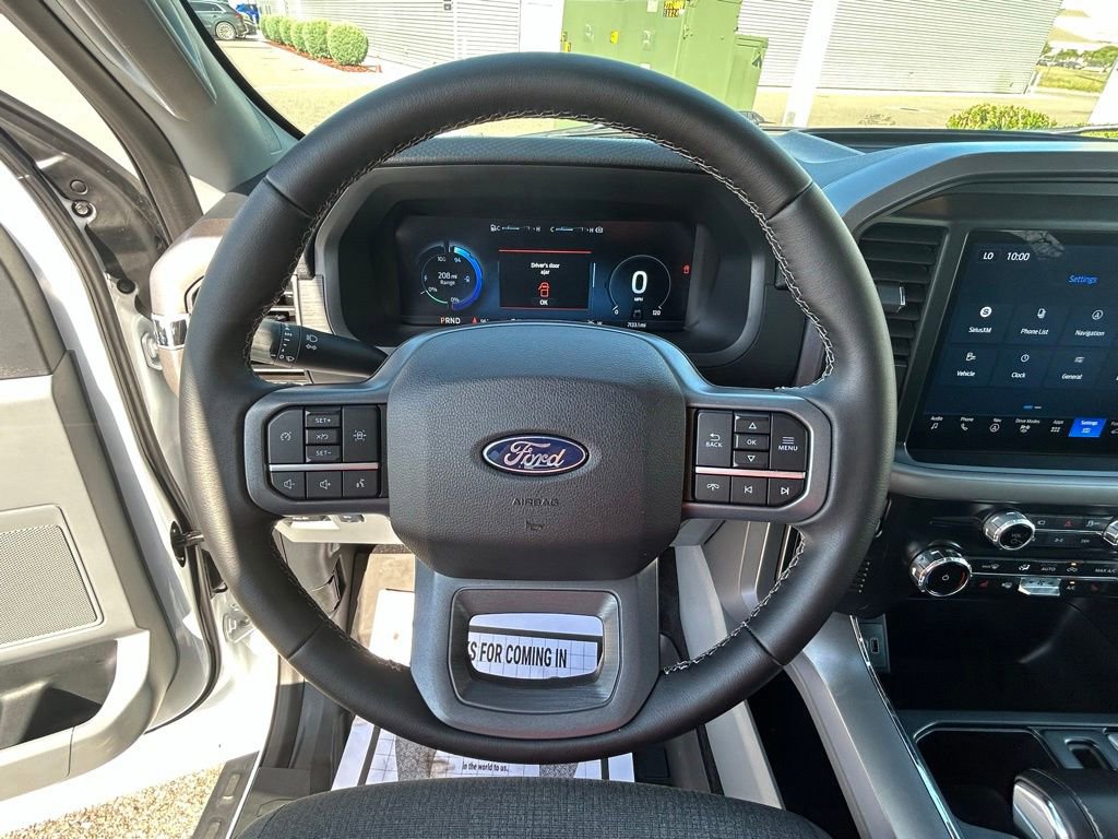 Used 2025 Ford F150 Lightning XLT AWD/4WD image 19