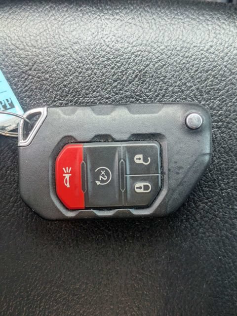 Used 2021 Jeep Wrangler Unlimited Rubicon 4xe w/ Cold Weather Group AWD/4WD image 33