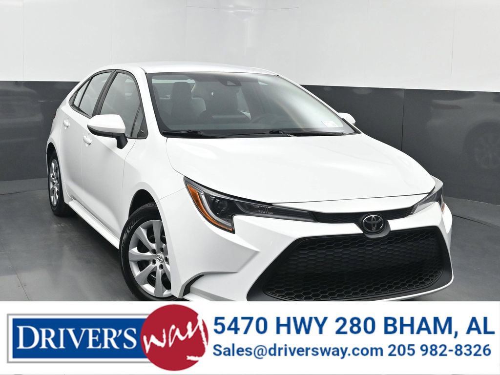 Used 2022 Toyota Corolla LE FWD image 1