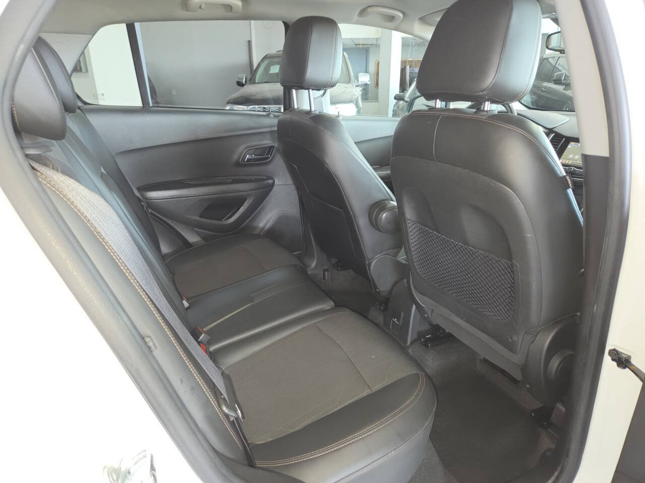 Used 2019 Chevrolet Trax LT w/ LT Convenience Package FWD image 25
