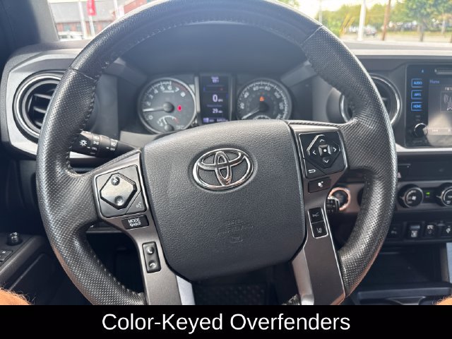 Used 2019 Toyota Tacoma TRD Sport w/ Technology Package AWD/4WD image 18