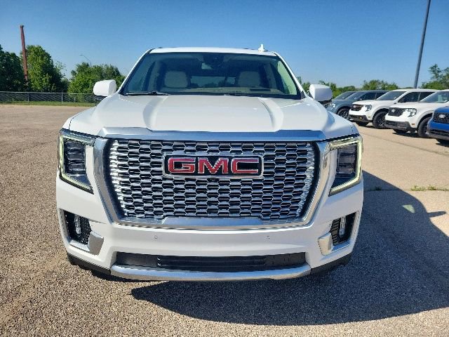 Used 2024 GMC Yukon XL Denali AWD/4WD image 23