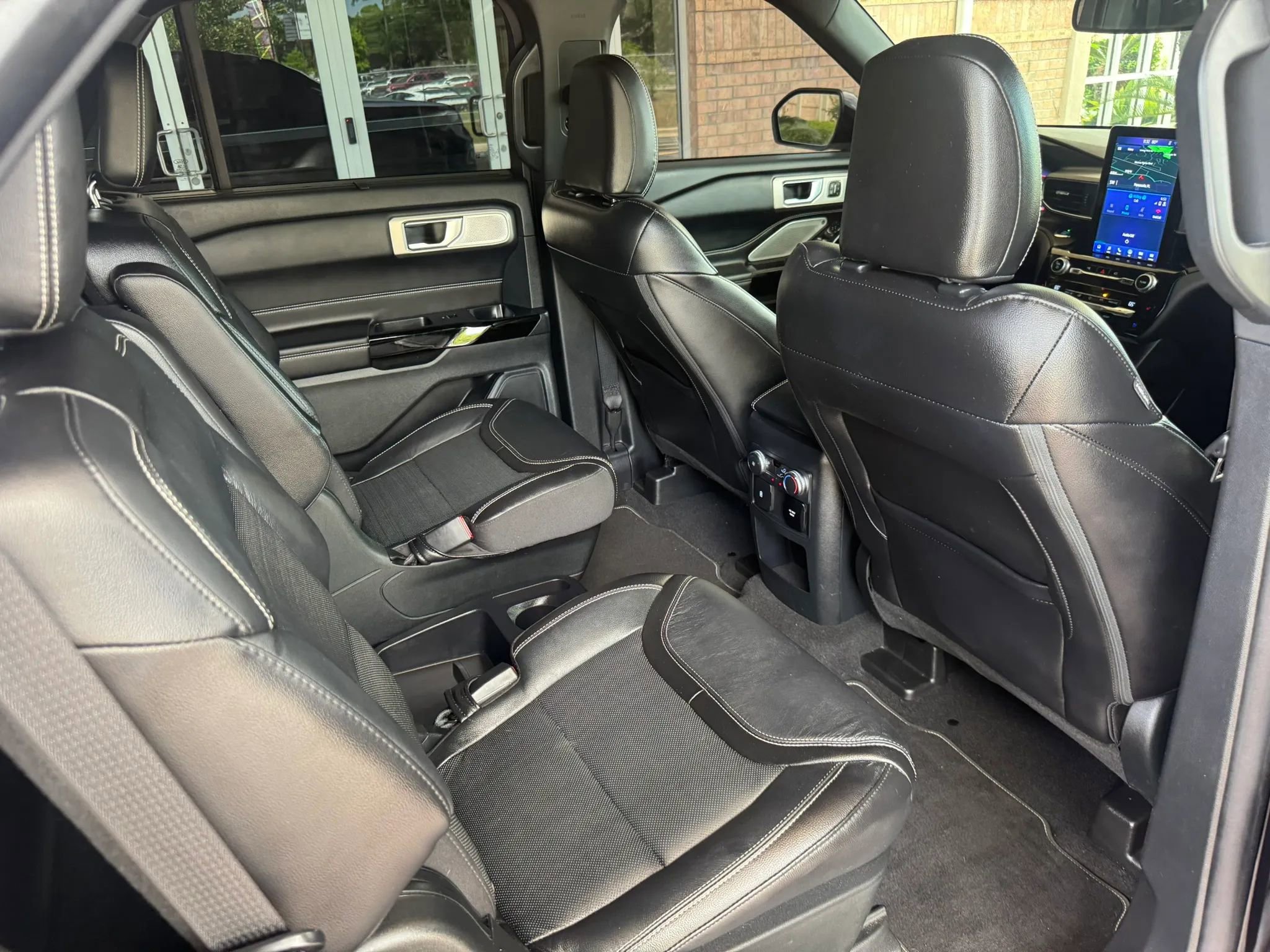 Used 2021 Ford Explorer ST w/ Equipment Group 401A AWD/4WD image 32