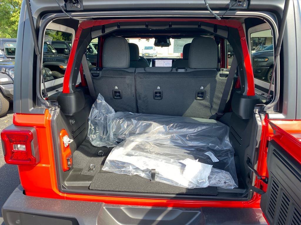 New 2026 Jeep Wrangler Unlimited Sport AWD/4WD image 14