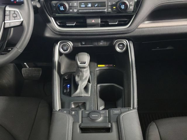 Used 2024 Toyota Grand Highlander FWD image 26