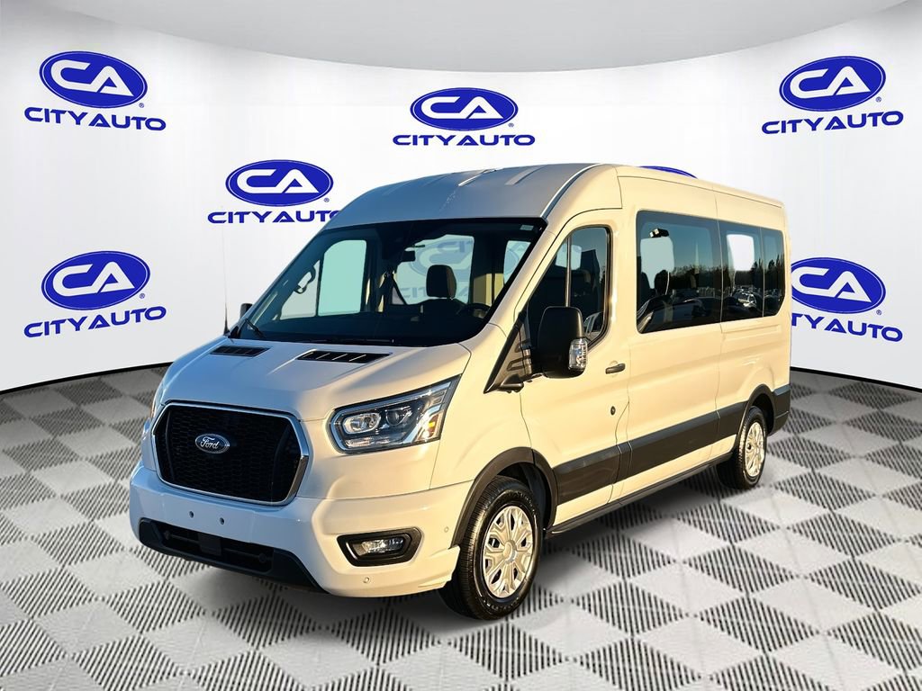 Used 2023 Ford Transit 350 XLT image 9
