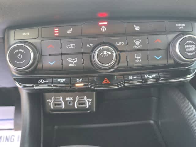 Used 2025 Dodge Durango GT AWD/4WD image 28