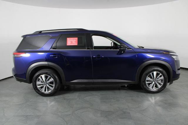 Certified 2026 Nissan Pathfinder SL FWD image 12