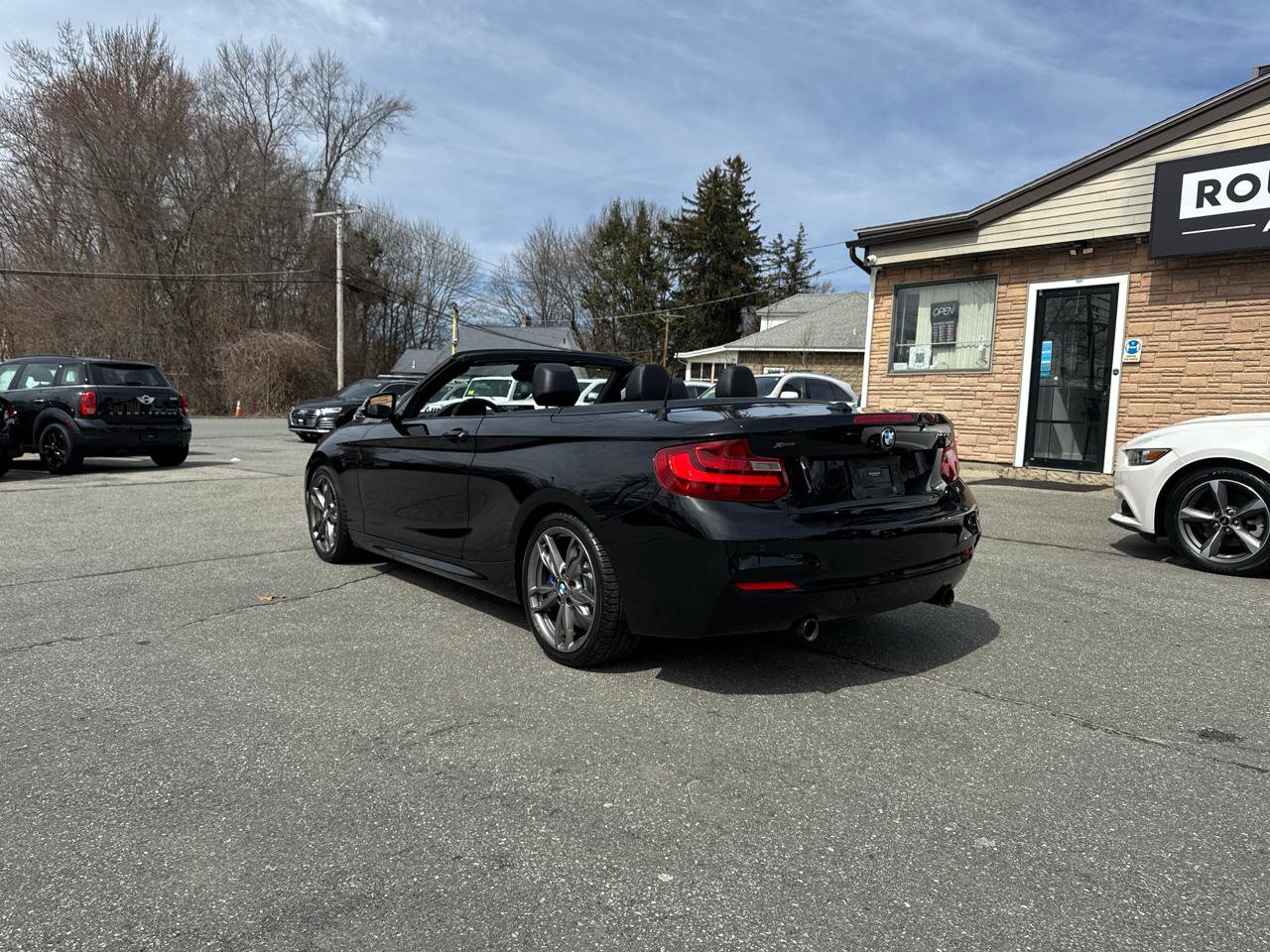 Used 2016 BMW M235i xDrive Convertible image 11