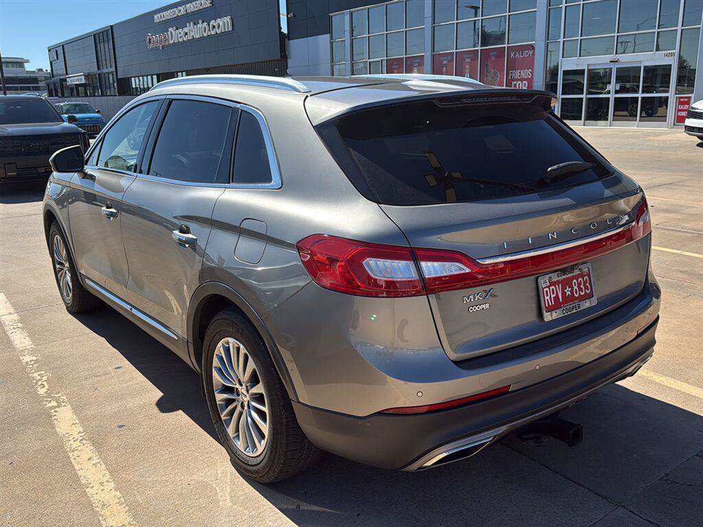 Used 2016 Lincoln MKX Select w/ Select Plus Package FWD image 12