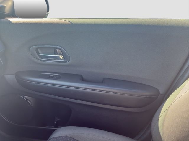 Used 2020 Honda HR-V Sport image 17