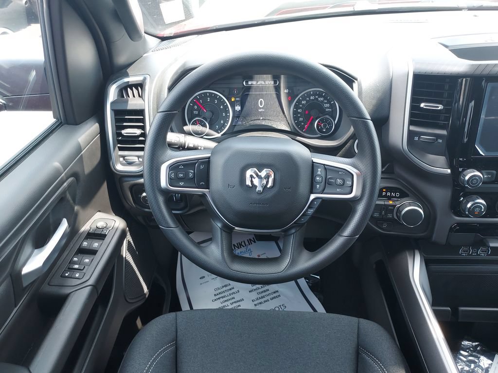 New 2026 RAM 1500 Express AWD/4WD image 16