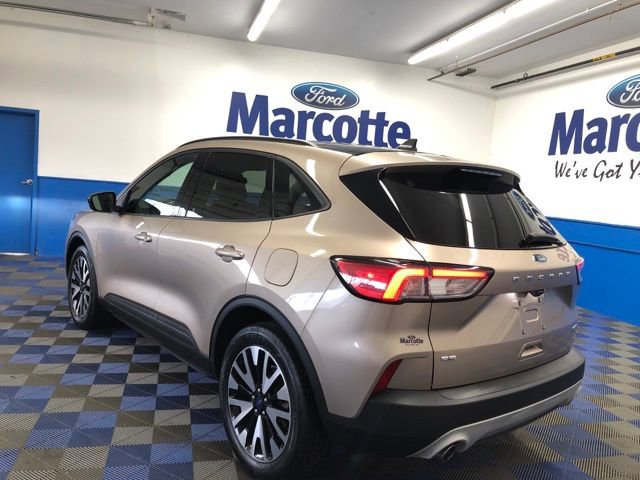 Certified 2020 Ford Escape SE Sport image 3