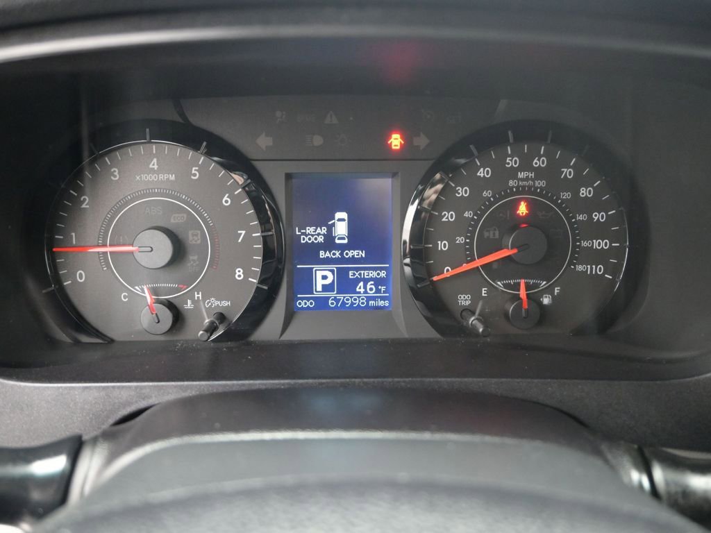 Used 2015 Toyota Sienna LE image 17