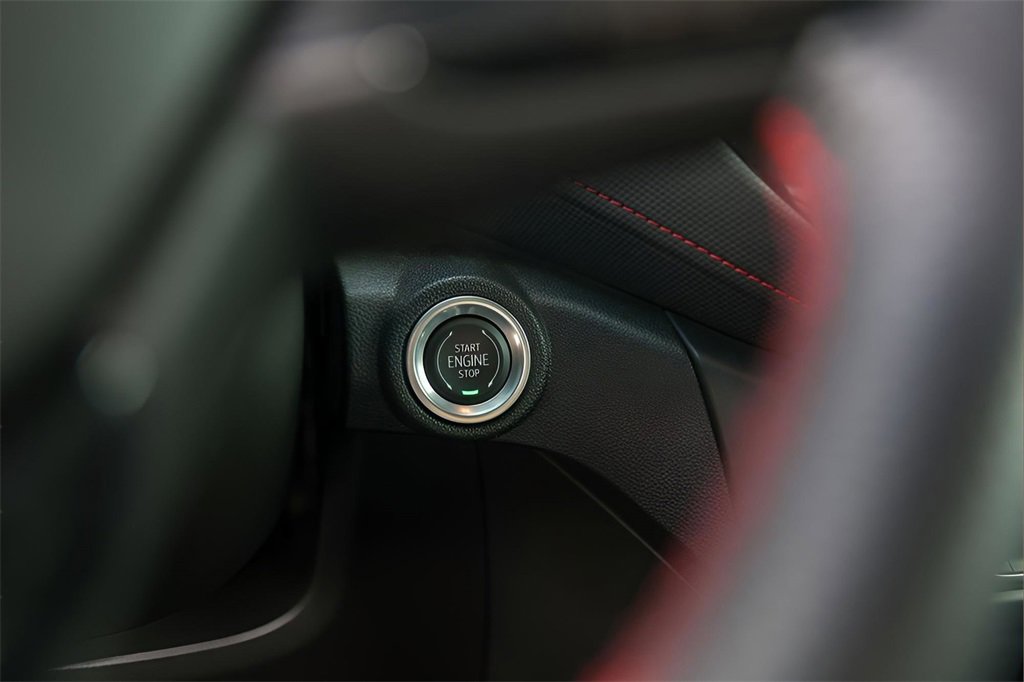 Used 2021 Chevrolet TrailBlazer RS w/ Technology Package image 18