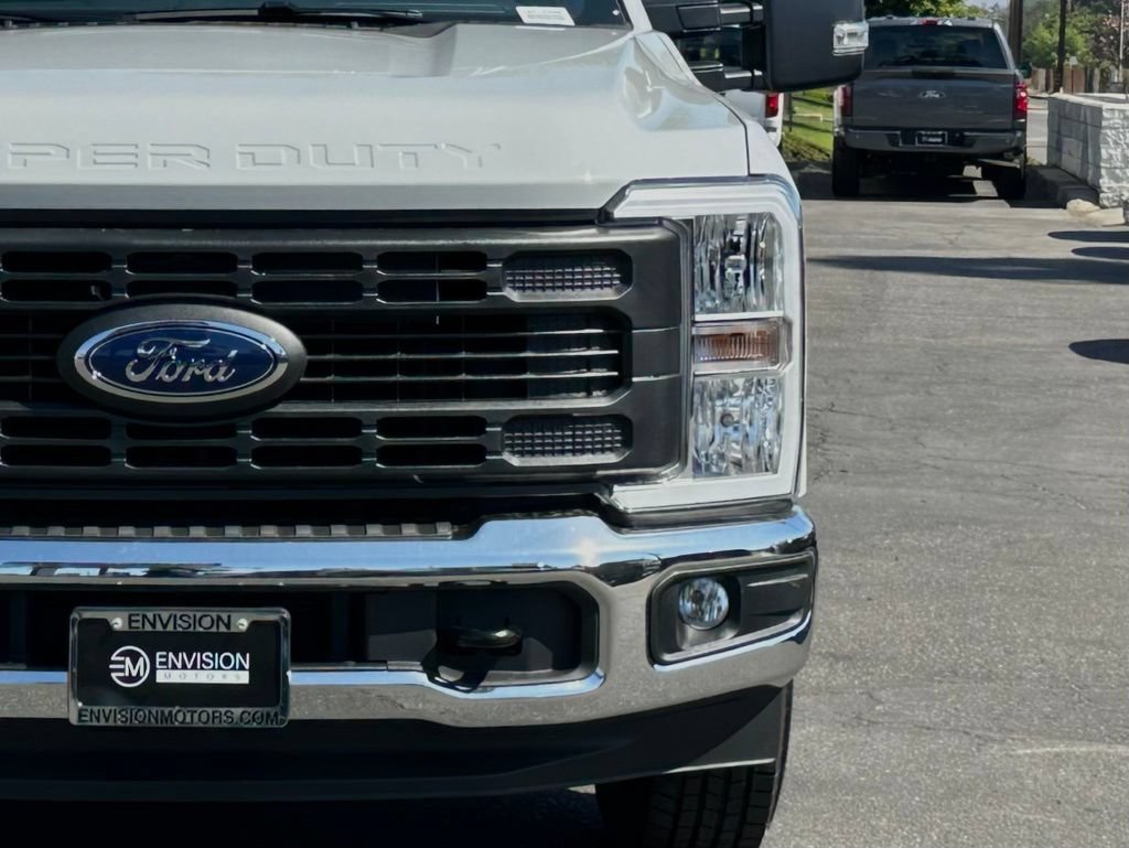 New 2026 Ford F250 XL w/ 360-Degree Camera Package RWD image 4