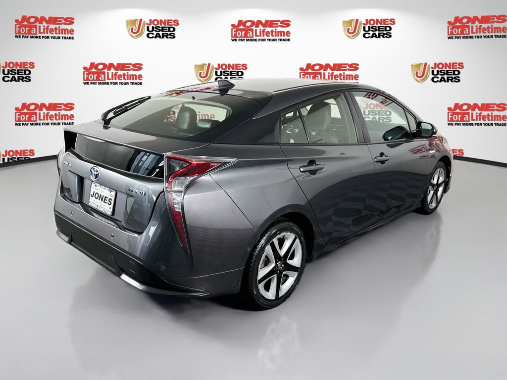 Used 2017 Toyota Prius Four Touring FWD image 16