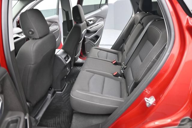 Used 2022 GMC Terrain SLE w/ Driver Convenience Package FWD image 15