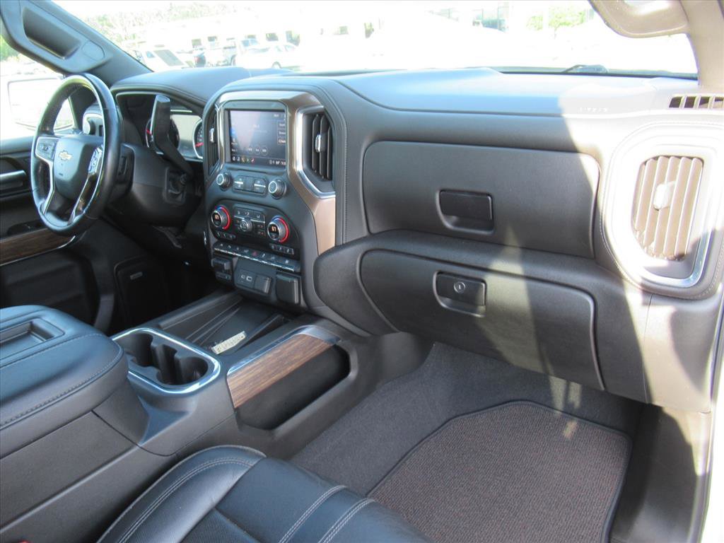Used 2021 Chevrolet Silverado 1500 High Country w/ Technology Package image 12