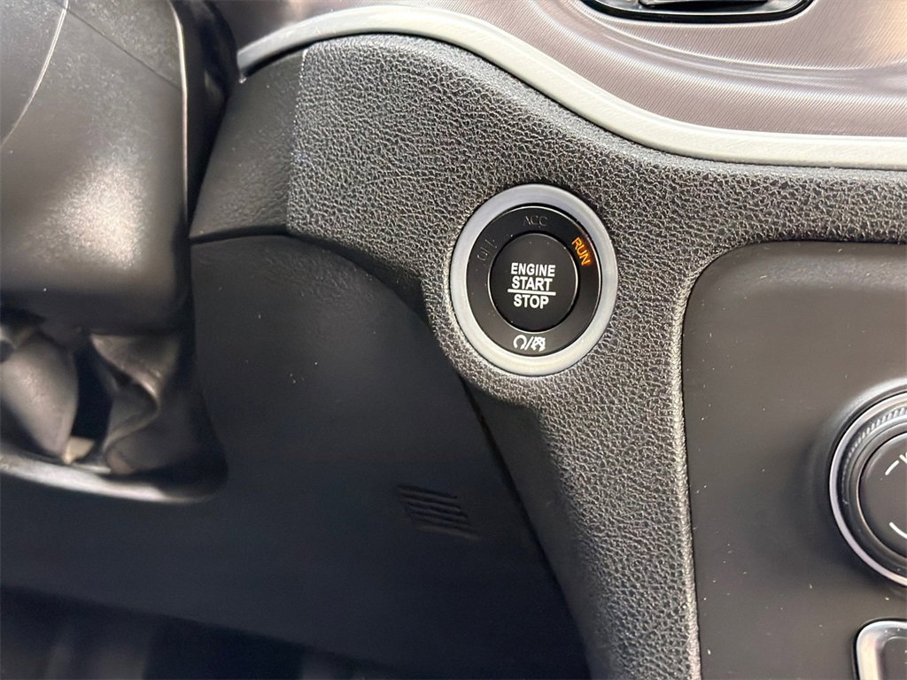 Used 2022 Dodge Charger GT w/ Blacktop Package image 26