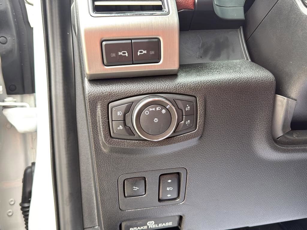 Used 2020 Ford F250 Platinum w/ FX4 Off-Road Package image 21