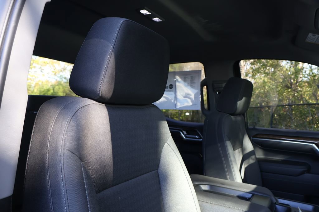 Used 2023 GMC Sierra 1500 Elevation image 39