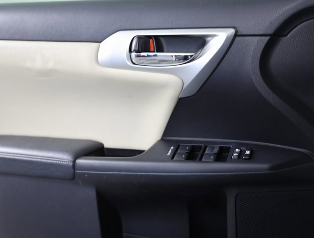 Used 2012 Lexus CT 200h Premium image 25