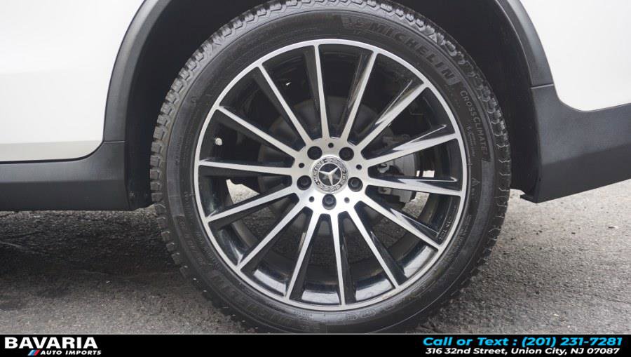 Used 2019 Mercedes-Benz GLC 300 4MATIC Coupe image 28
