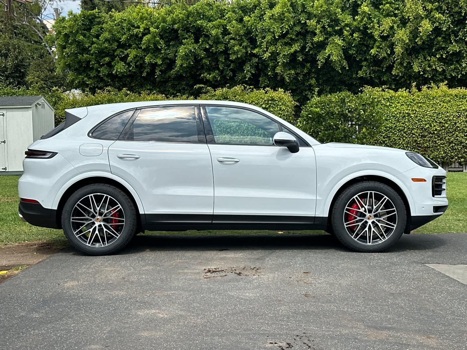 New 2026 Porsche Cayenne S AWD/4WD image 6