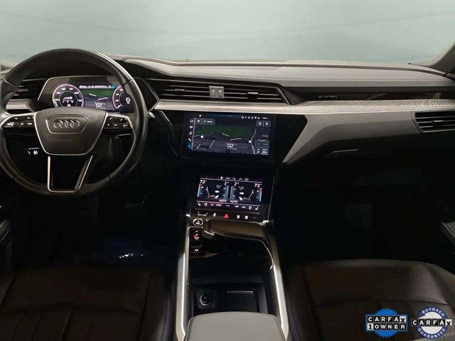 Used 2024 Audi Q8 e-tron Premium Plus image 14