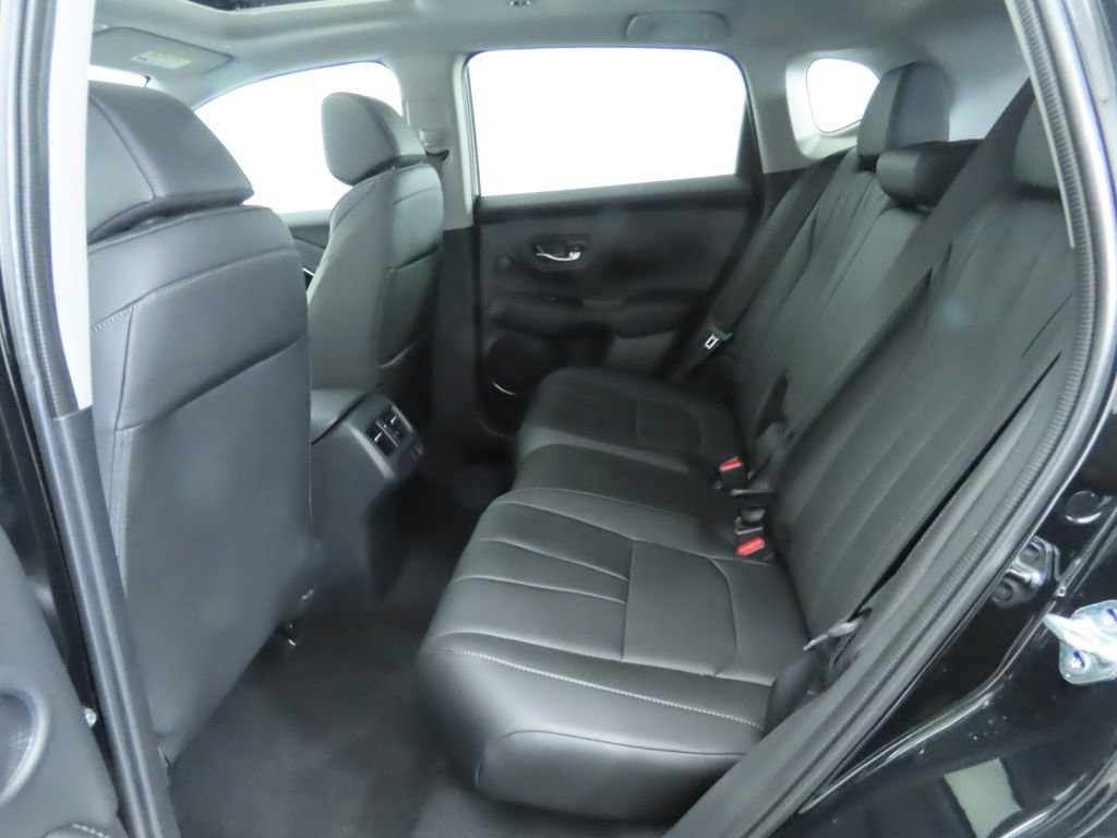 Used 2025 Acura ADX FWD image 23