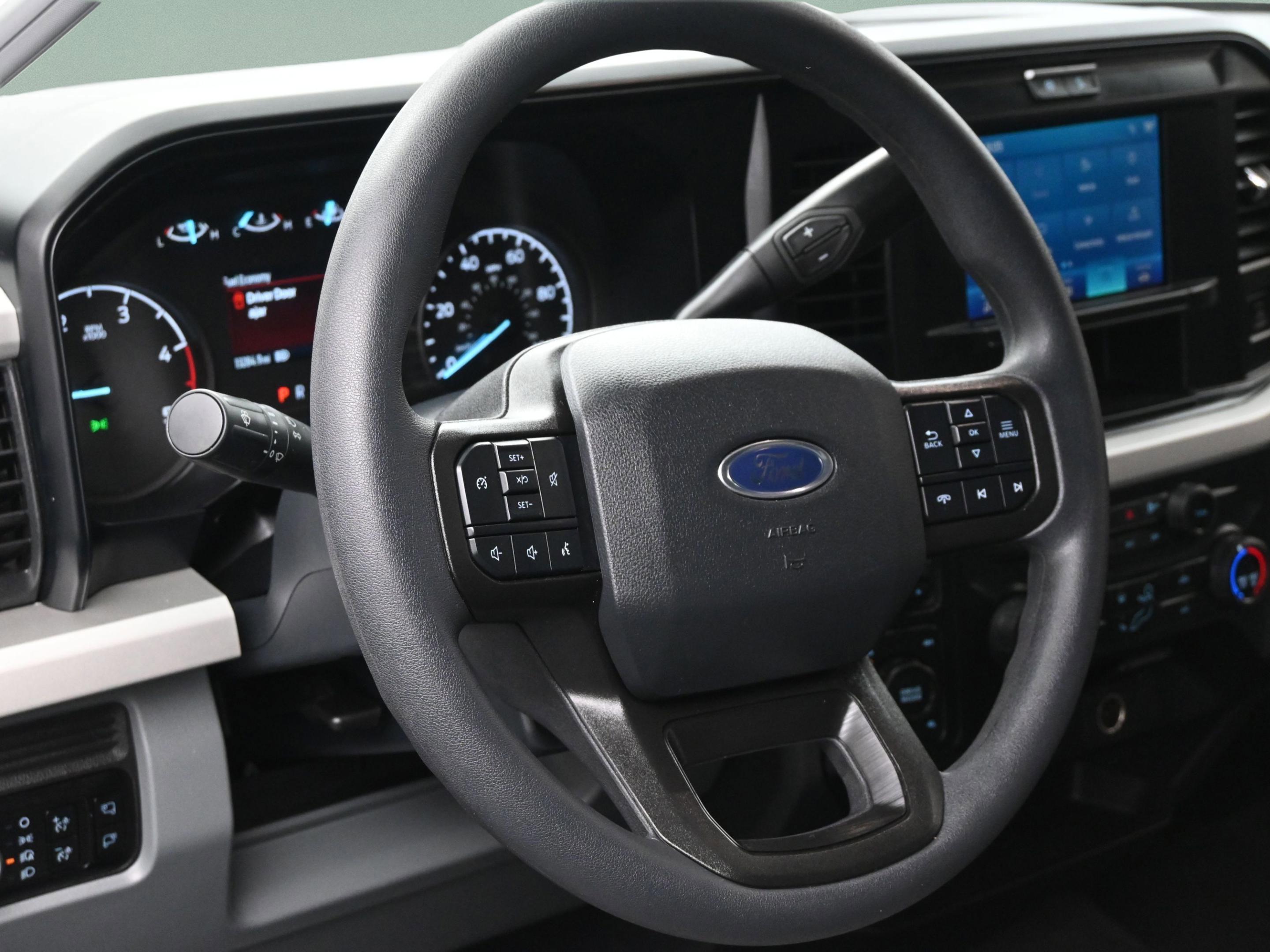 Used 2025 Ford F450 XLT w/ 360-Degree Camera Package image 17