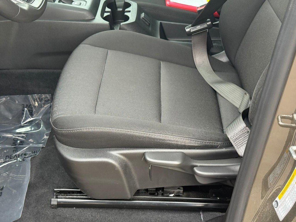 Used 2024 Chevrolet Colorado W/T image 18