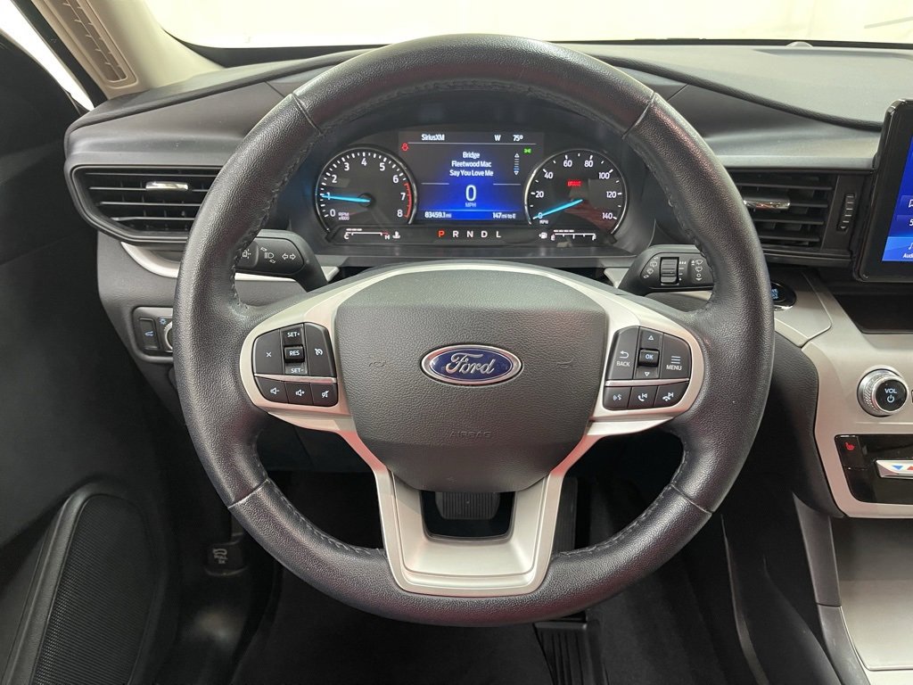 Used 2023 Ford Explorer XLT image 25