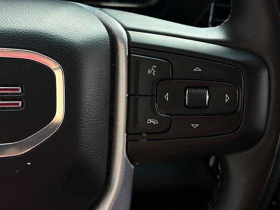 Used 2025 GMC Sierra 1500 SLT RWD image 18