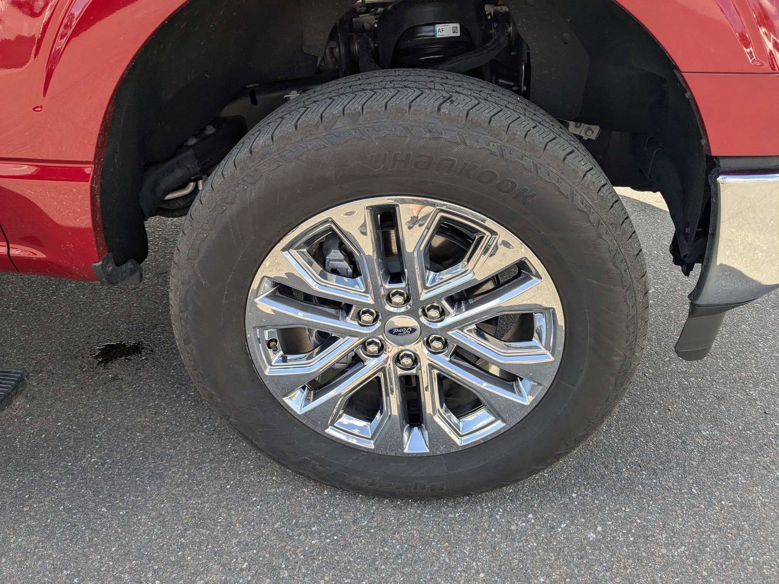 Used 2025 Ford F150 Lariat w/ Equipment Group 502A High image 11