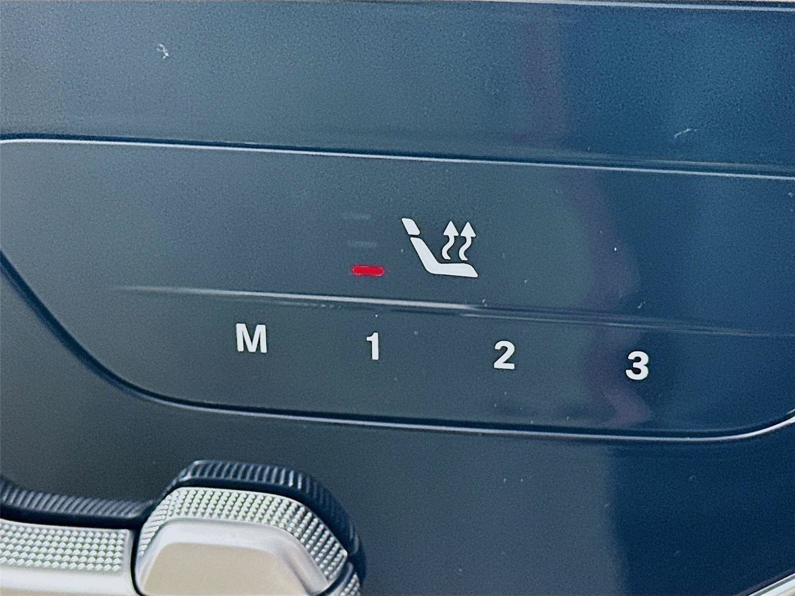 Certified 2026 Mercedes-Benz C 300 4MATIC Sedan image 25