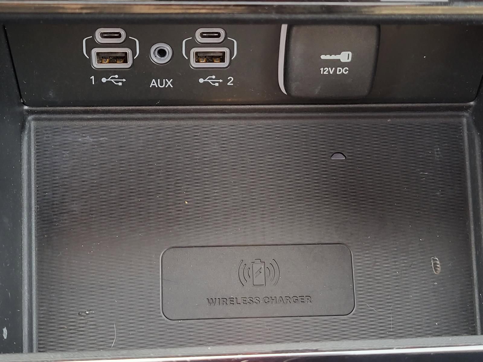 Used 2025 Jeep Grand Cherokee L Altitude RWD image 23
