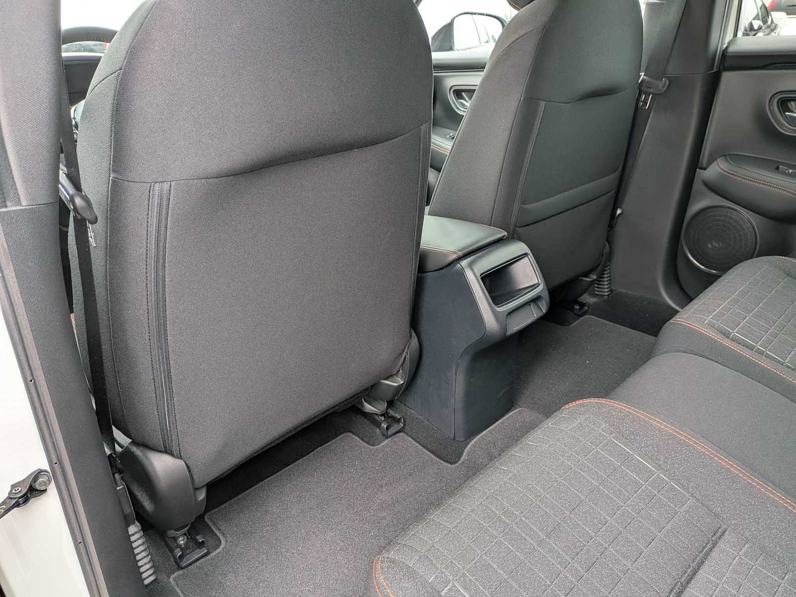 Used 2024 Honda HR-V Sport image 16