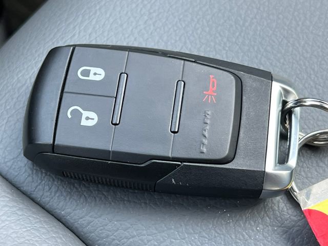 Used 2022 RAM 2500 Tradesman w/ Chrome Appearance Group image 35