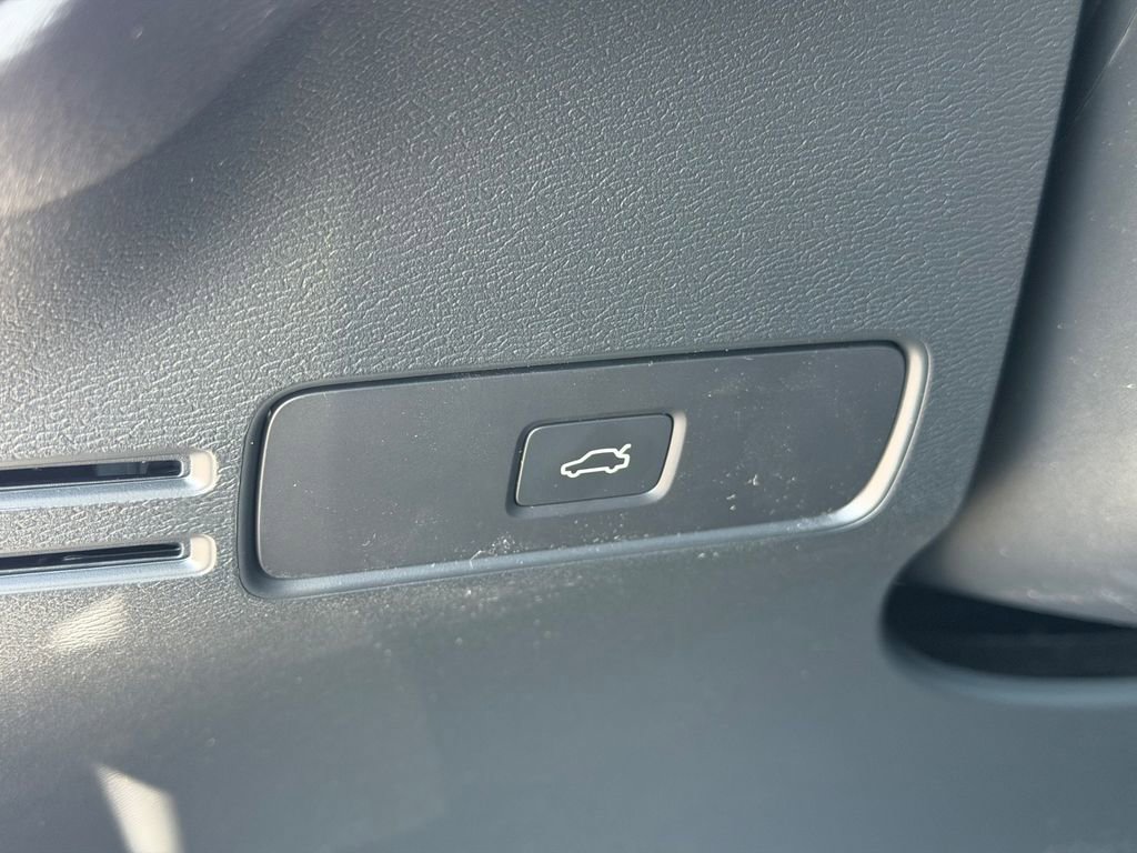 New 2026 Volvo EX40 Plus w/ Climate Package AWD/4WD image 33