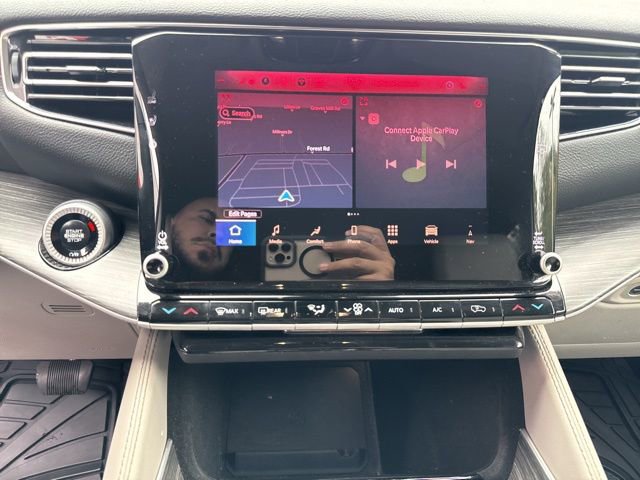 Used 2024 Jeep Wagoneer Series III image 18