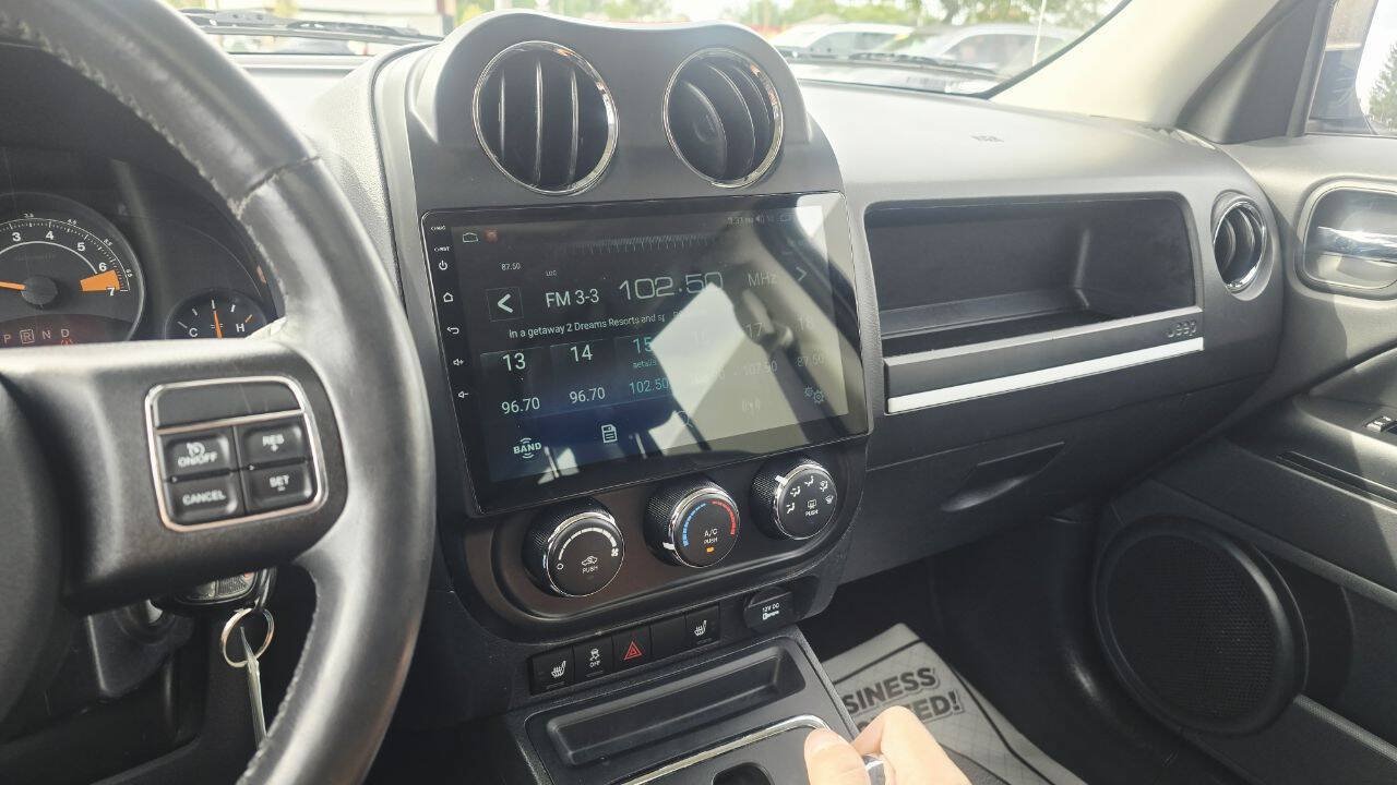 Used 2015 Jeep Patriot High Altitude FWD image 16