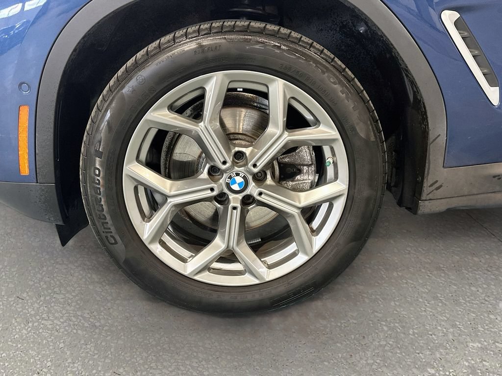Used 2024 BMW X3 xDrive30i w/ Parking Assistance Package AWD/4WD image 32