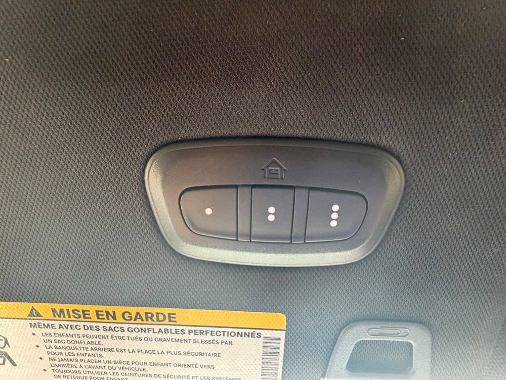 Used 2022 Jeep Grand Cherokee Overland AWD/4WD image 59