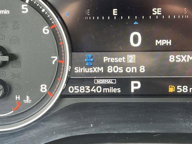 Used 2024 Mitsubishi Outlander SE image 38