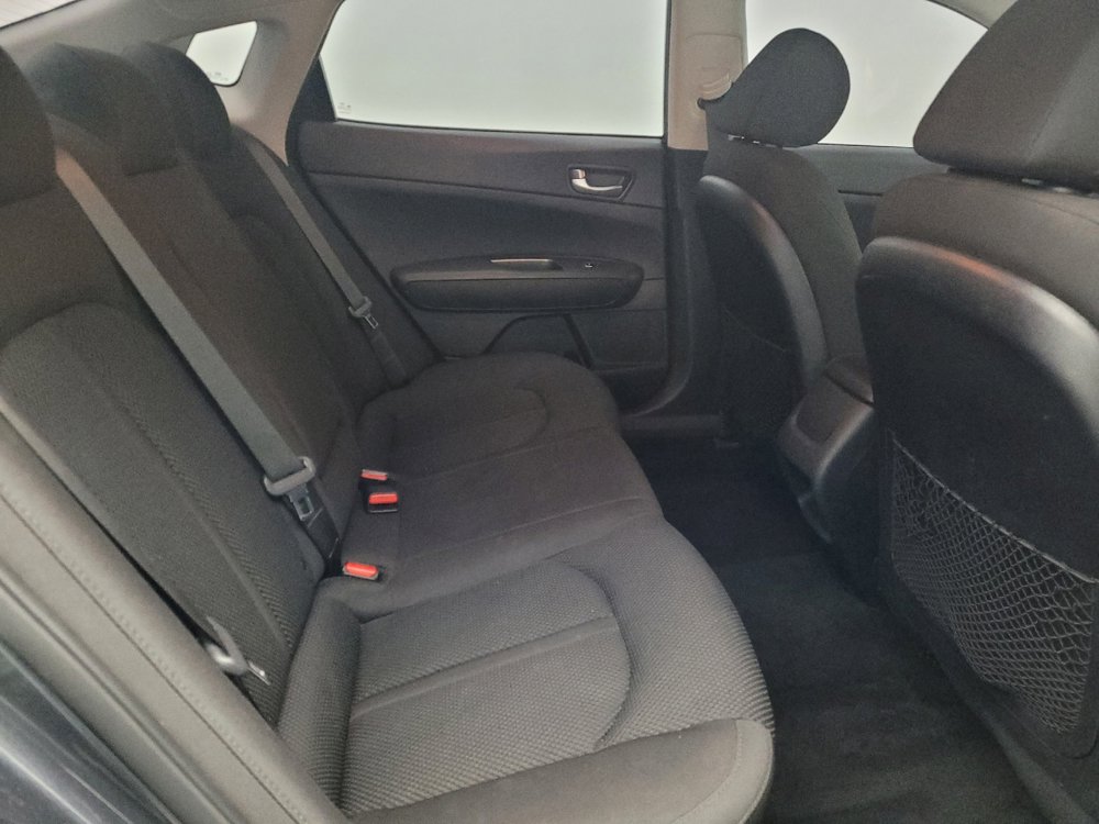 Used 2020 Kia Optima LX image 19