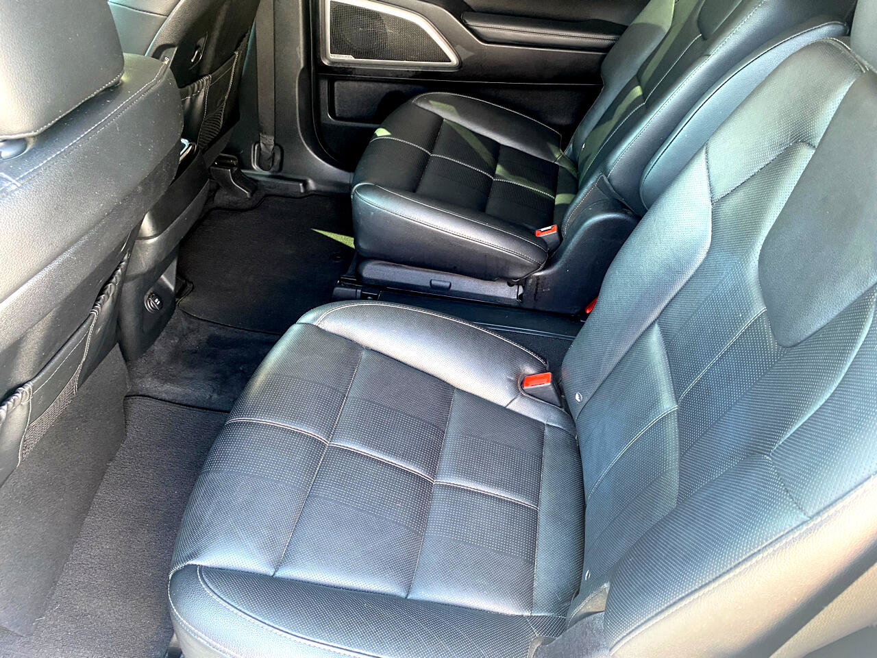 Used 2021 Kia Telluride EX w/ EX Premium Package image 13