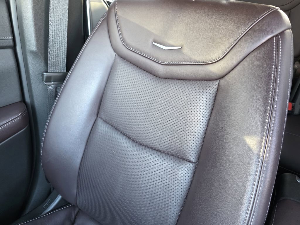 Used 2023 Cadillac XT6 Premium Luxury w/ LPO, Floor Liner Package image 15