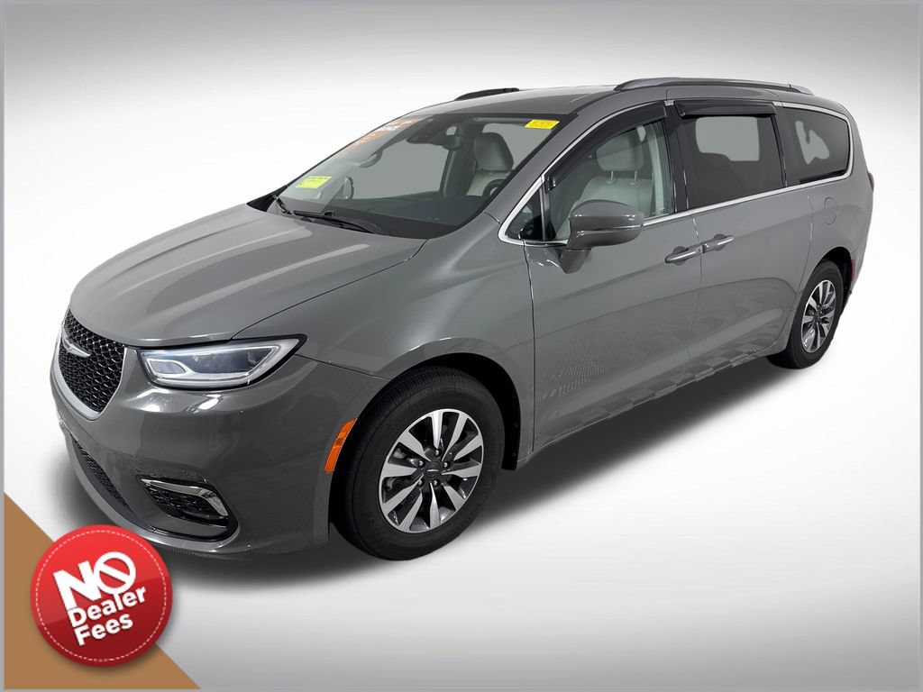 Used 2021 Chrysler Pacifica Touring-L FWD image 8